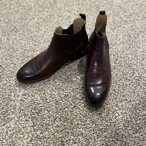 Johnston and Murphy Men’s Chelsea boot